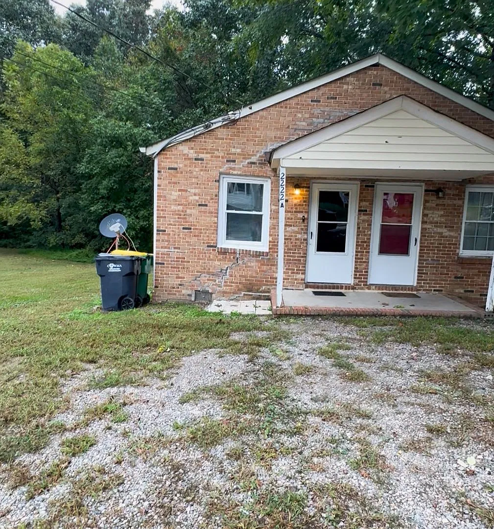 2222 A Dellrose Drive, Hopewell, VA — Photo 2