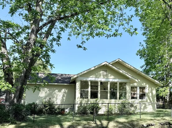 200 S Jackson St, Hartwell, GA 30643