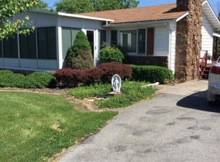 400 Heern Rd, Cobden, IL 62920