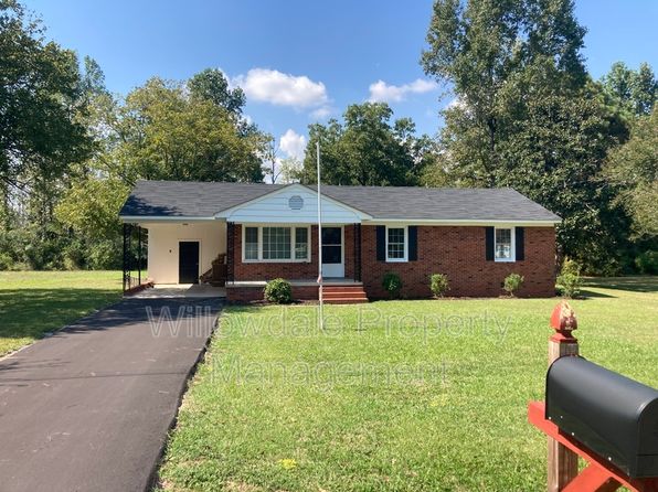 110 Church Circle Ln