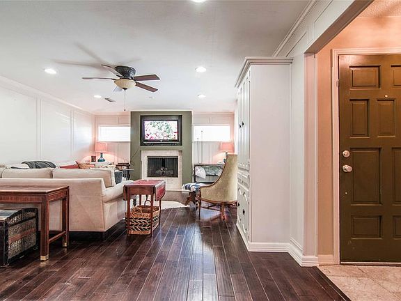 3rd image of 10523 Berry Knoll Dr