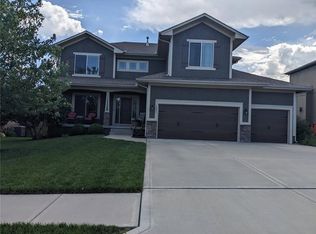 1521 SW Whistle Dr, Lees Summit, MO 64082