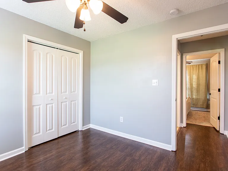 97 Mill Pond Pl — Photo 17