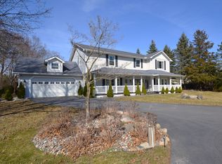 4072 W Maple Rd, Wixom, MI 48393