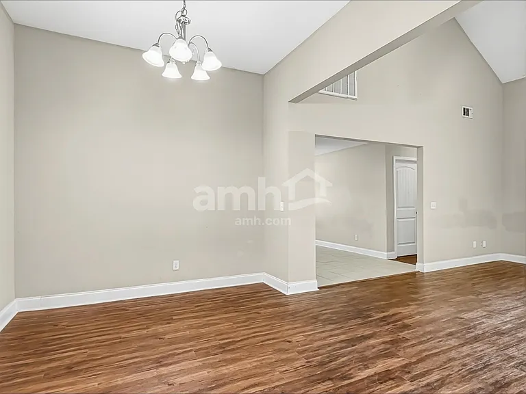133 Ohara Dr — Photo 6