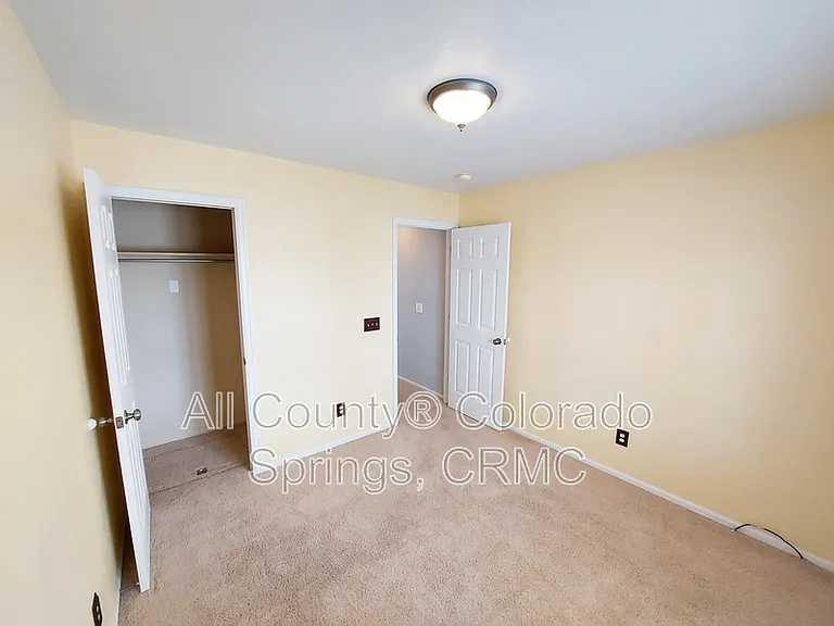 4182 Pioneer Creek Dr — Photo 16