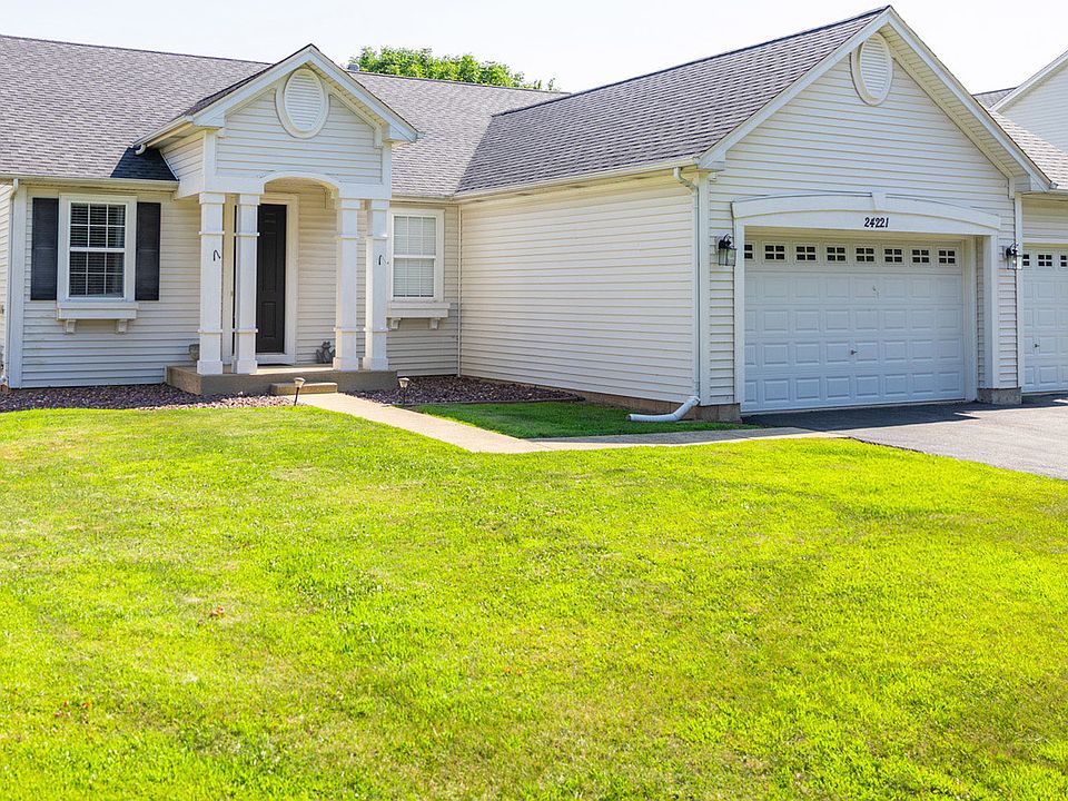 1st image of 24221 Cedar Creek Ln