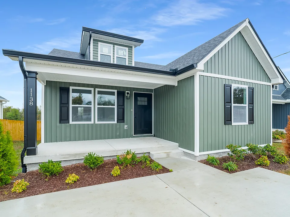 1138 Snow Ave