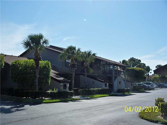 4th image of 929 Capri Isles Blvd APT 20