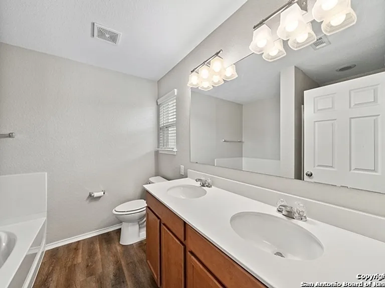 10134 Castello Cyn — Photo 19