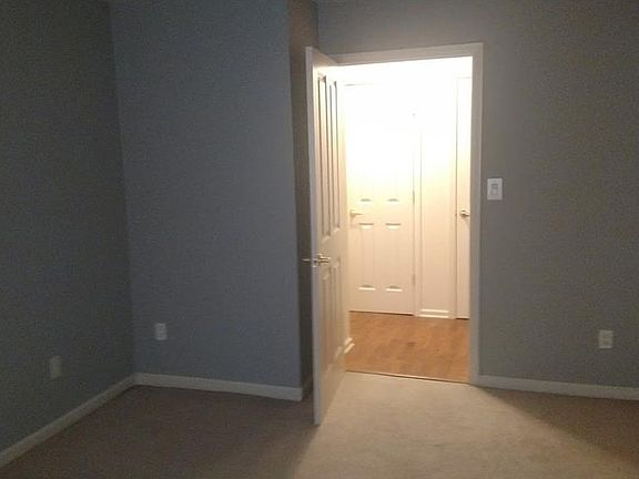 5th image of 25-3 Fairways Dr