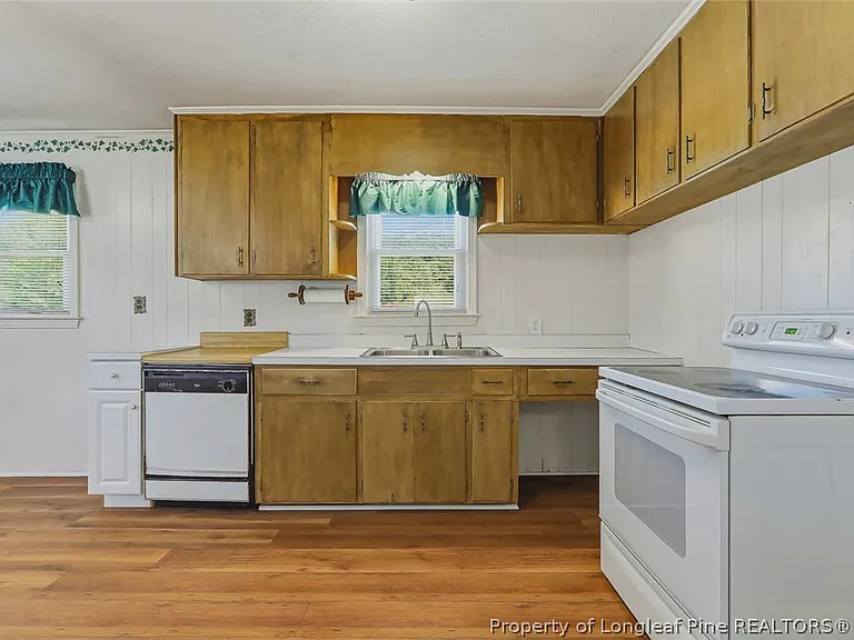 2902 Cornell Dr — Photo 9