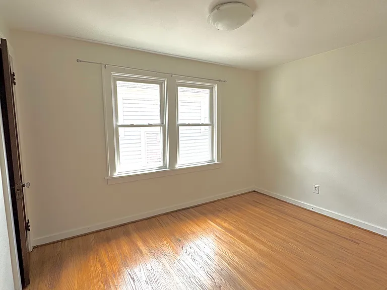 184 Hamilton Dr — Photo 26
