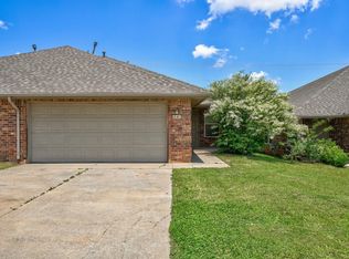 12315 SW 2nd St, Yukon, OK 73099