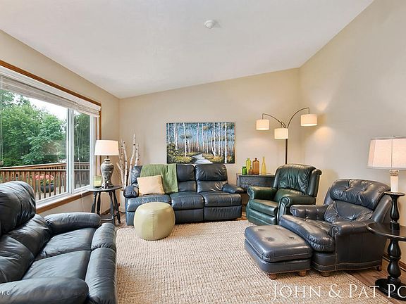 4th image of 128 Grand Village Ct SW #13