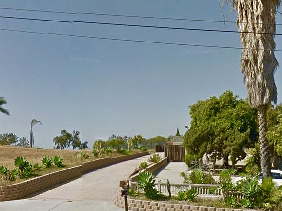 4th image of 1469 Olive Ave