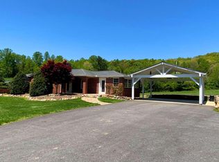 15 Rock Ridge Way, Blairsville, GA 30512
