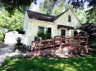 1186 Sunset Rd, Mayfield Heights, OH 44124