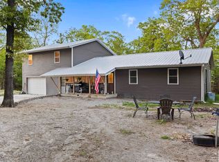25588 Chokecherry Ln, Warsaw, MO 65355