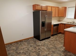 26 W High St, Edgerton, WI 53534