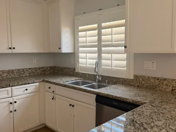 686 Las Dunas St, Imperial, CA 92251