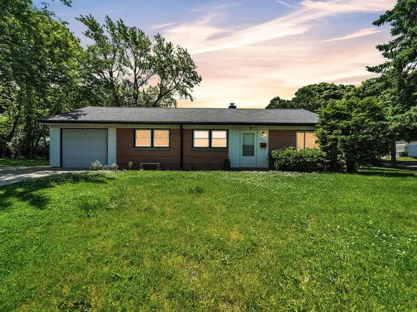 5531 West Stack DRIVE, Milwaukee, WI 53219