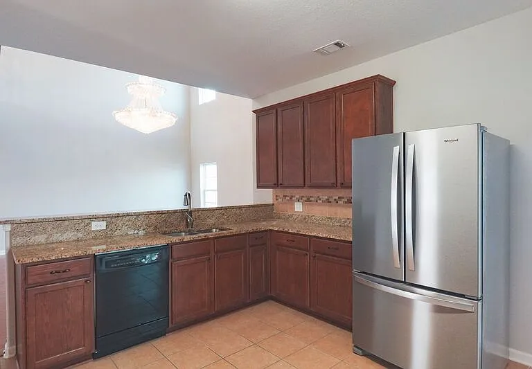 25 Litchfield Dr — Photo 19