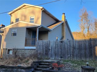653 Sawyer Ln, Apollo, PA 15613