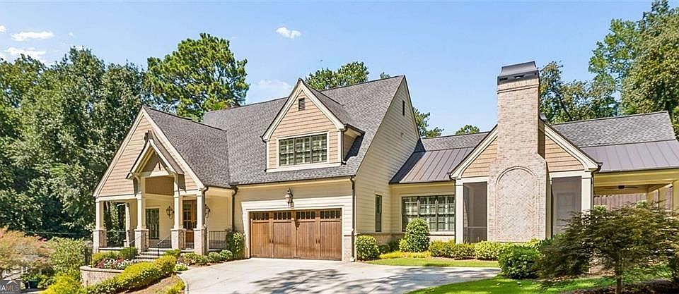 1st image of 1200 Briarwood Dr NE