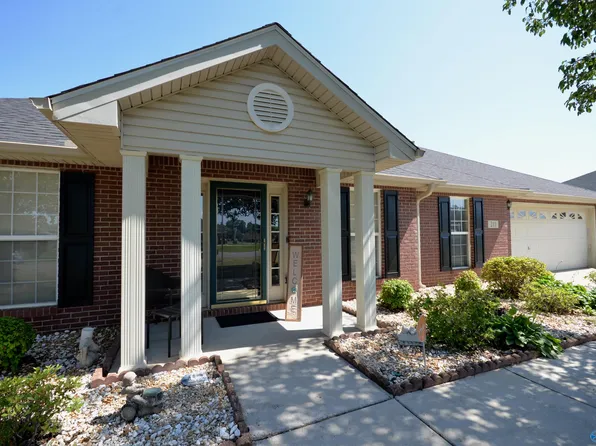 211 Williston Dr, Huntsville, AL 35806