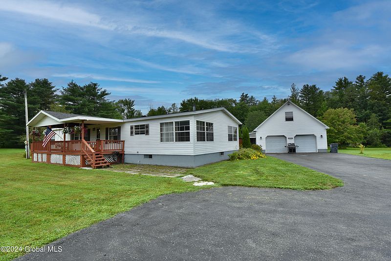 2nd image of 2425 County Highway 107