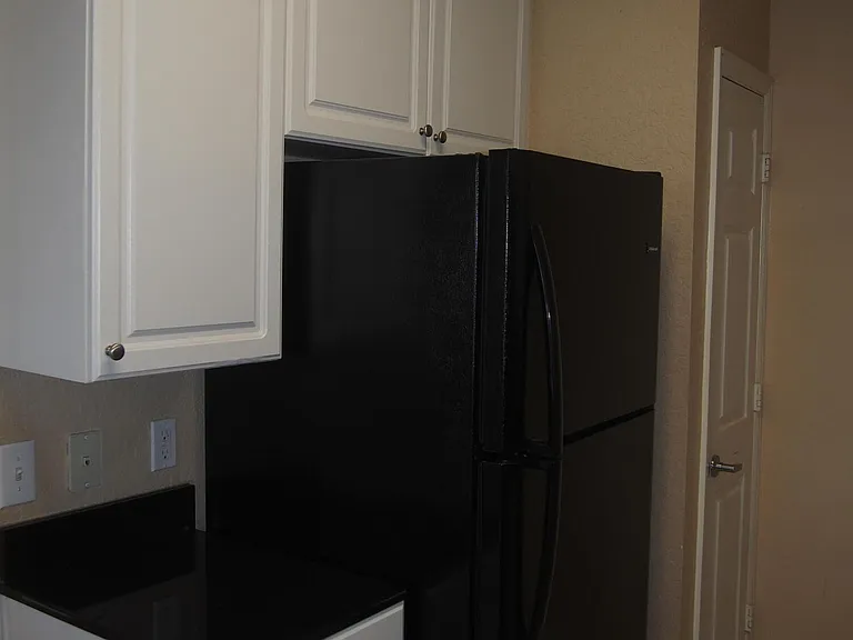 8539 Gate Pkwy #9411 — Photo 9