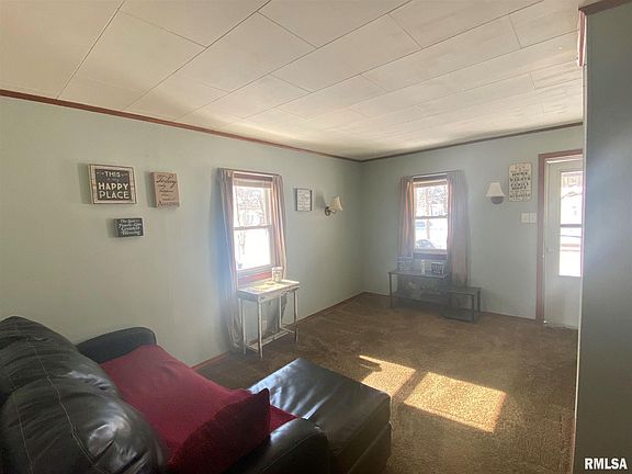 2nd image of 1703 Willard St