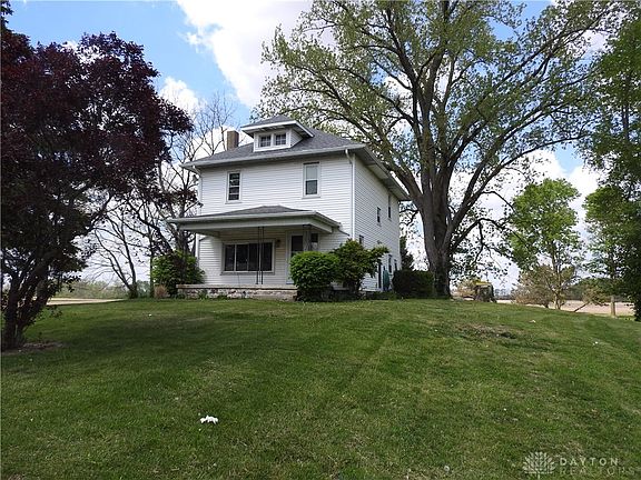 2nd image of 2105 E Loy Rd