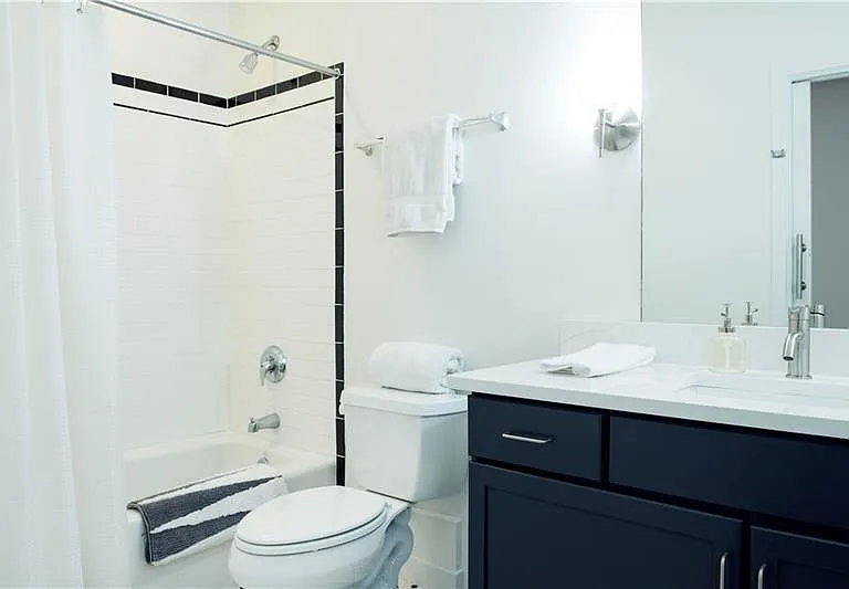 620 Glen Iris Dr NE #223 — Photo 26