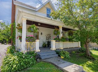 58 Lake Ave E, Carleton Place, ON K7C 1K8