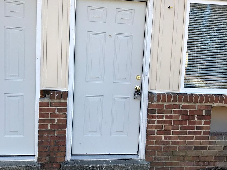 2nd image of 4302 Parker St APT H
