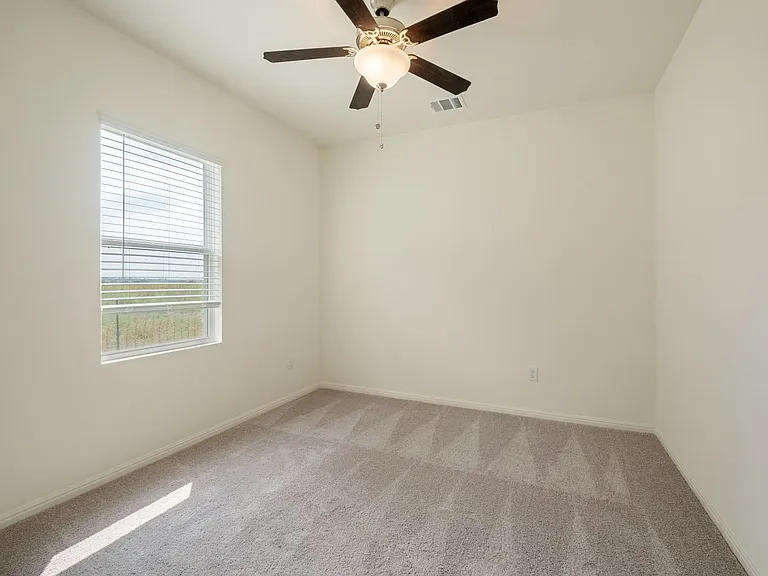 391 Wren Ln — Photo 16