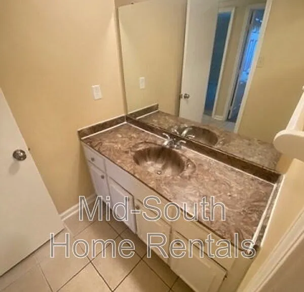 4457 Walden Glen Cv — Photo 14