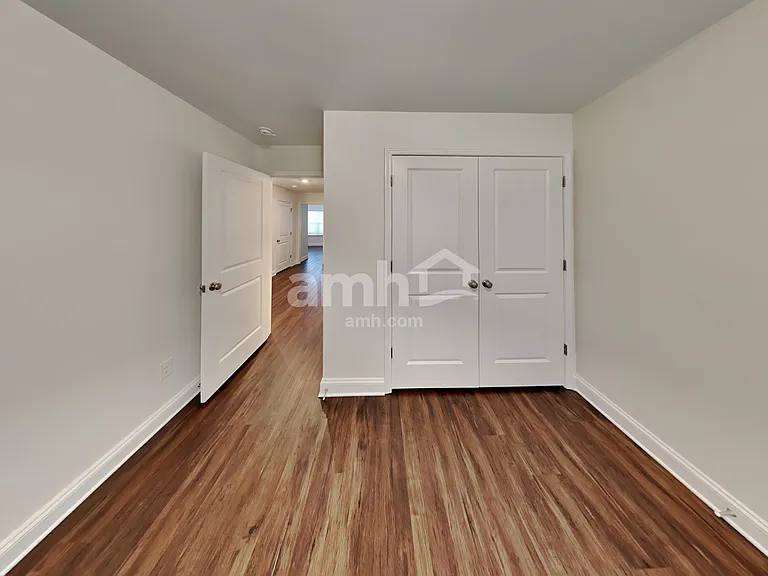 1010 Noah Ct — Photo 27