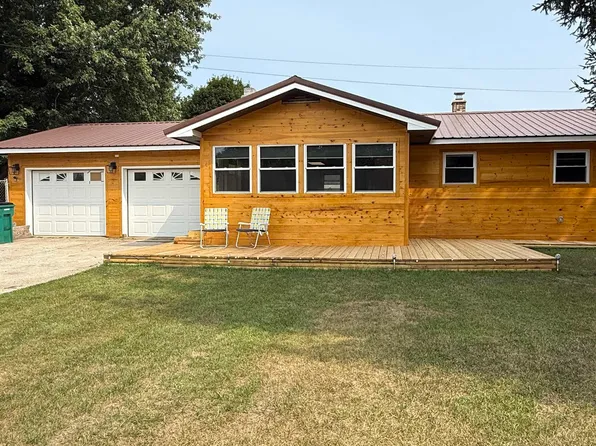702 Ash St, Luther, MI 49656