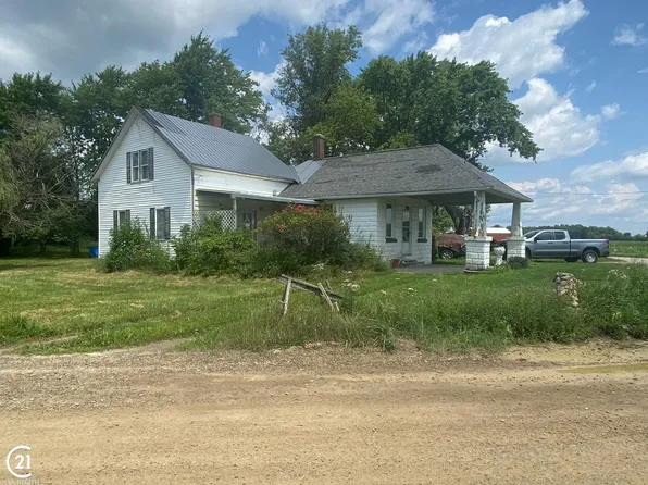 8905 Norman Rd, Imlay City, MI 48444