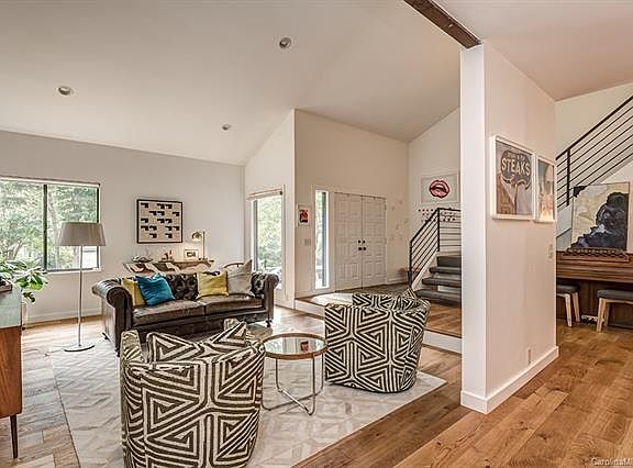 4th image of 6200 Rhone Dr
