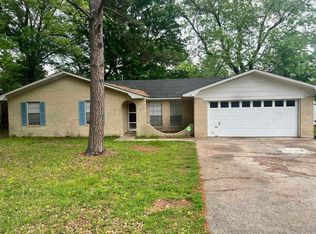 2210 West St, Conway, AR 72032