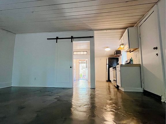 4th image of 3749 Citrus St #9