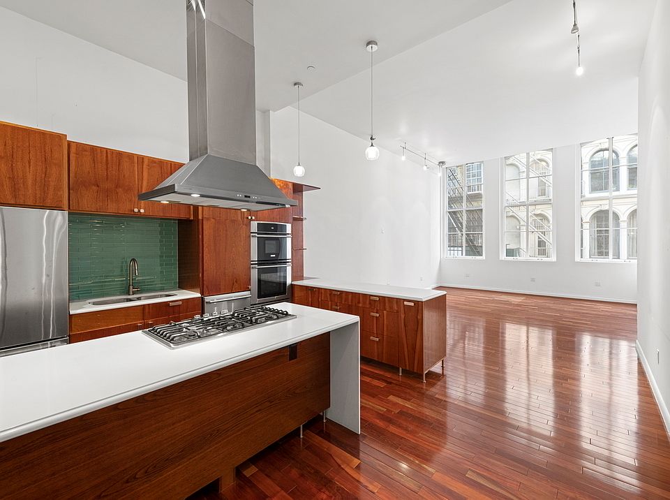 1st image of 48 Walker St #2