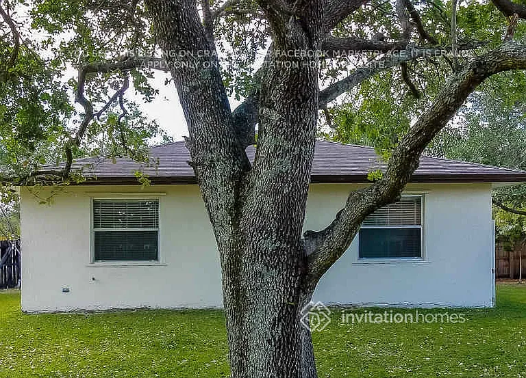 7645 NW 32nd Pl — Photo 5