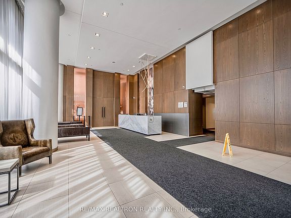 2nd image of 121 McMahon Dr Unit 2106