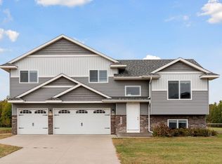 37982 Gerald Ave, North Branch, MN 55056