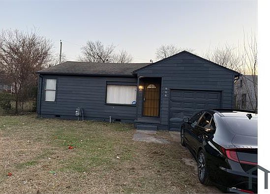 1st image of 608 E 28th St N